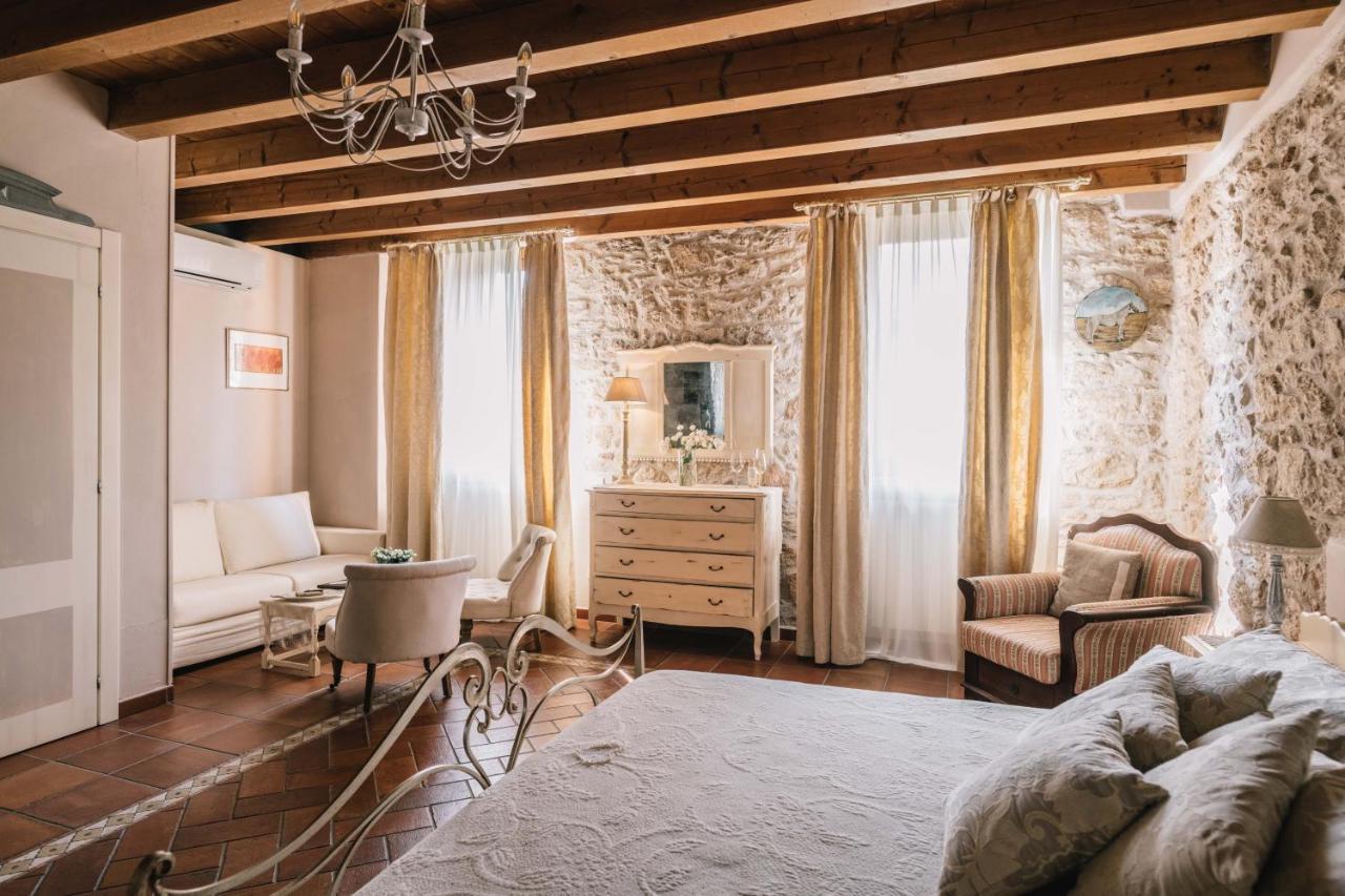 B&B - Relais De Charme La Caminella San Pietro in Cariano Εξωτερικό φωτογραφία